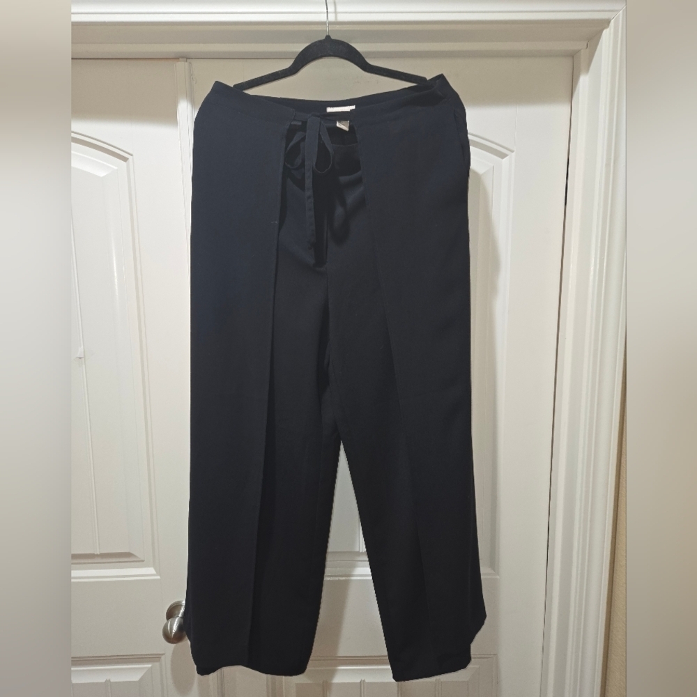 H&M Tie Wrapped  Cropped Pants Black Size 12 EUC